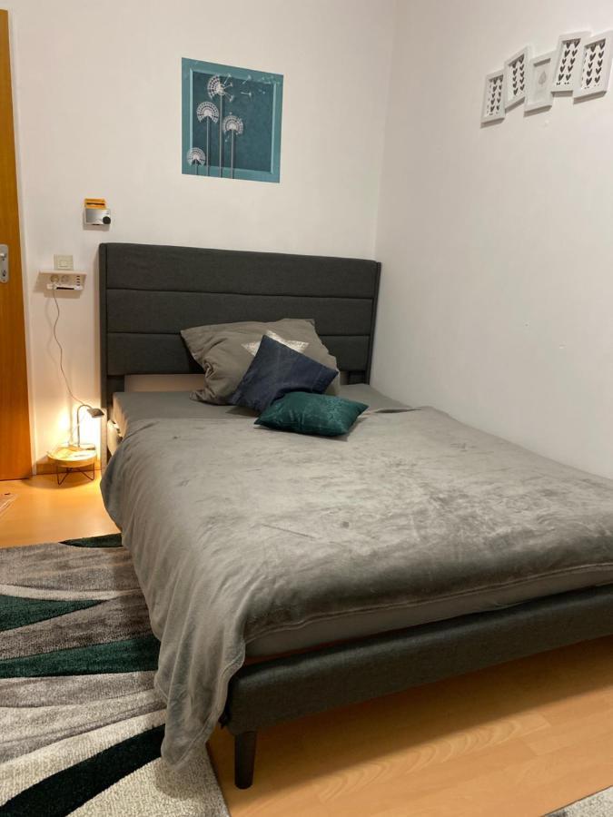 Ferienwohnung Katalin Kovacs Frechen Exterior foto